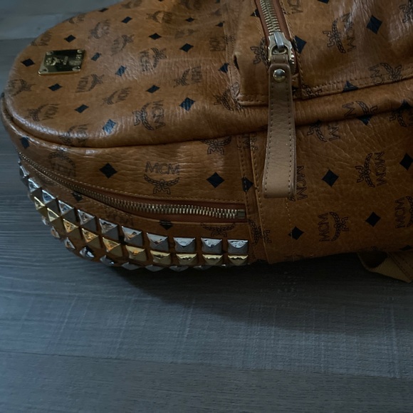 Mcm backpack - Picture 3 of 3